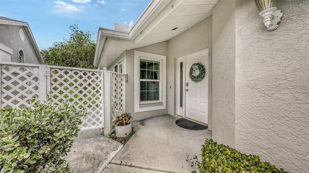 Photo of 5568 Country Club Way, Sarasota, FL 34243 (MLS # A4666779)