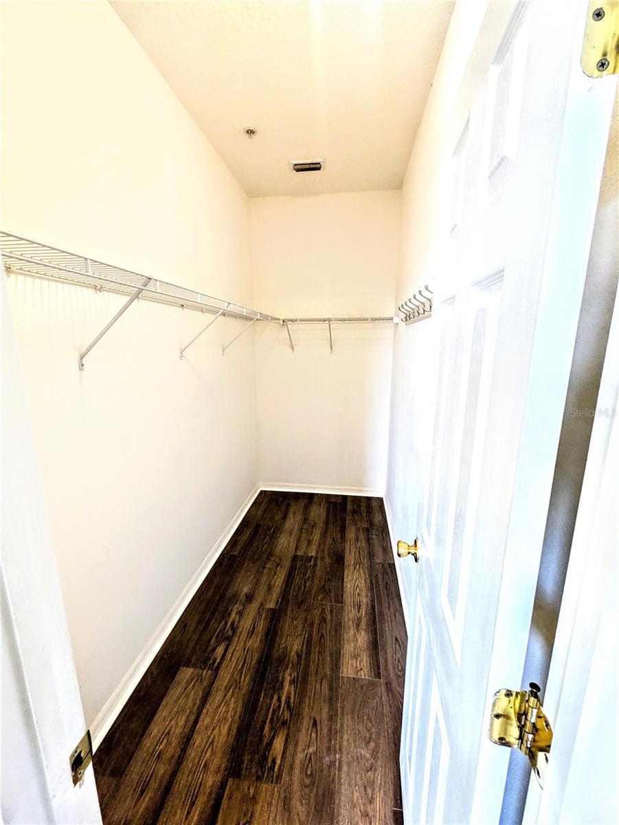 PARKSTONE - Residential Lease