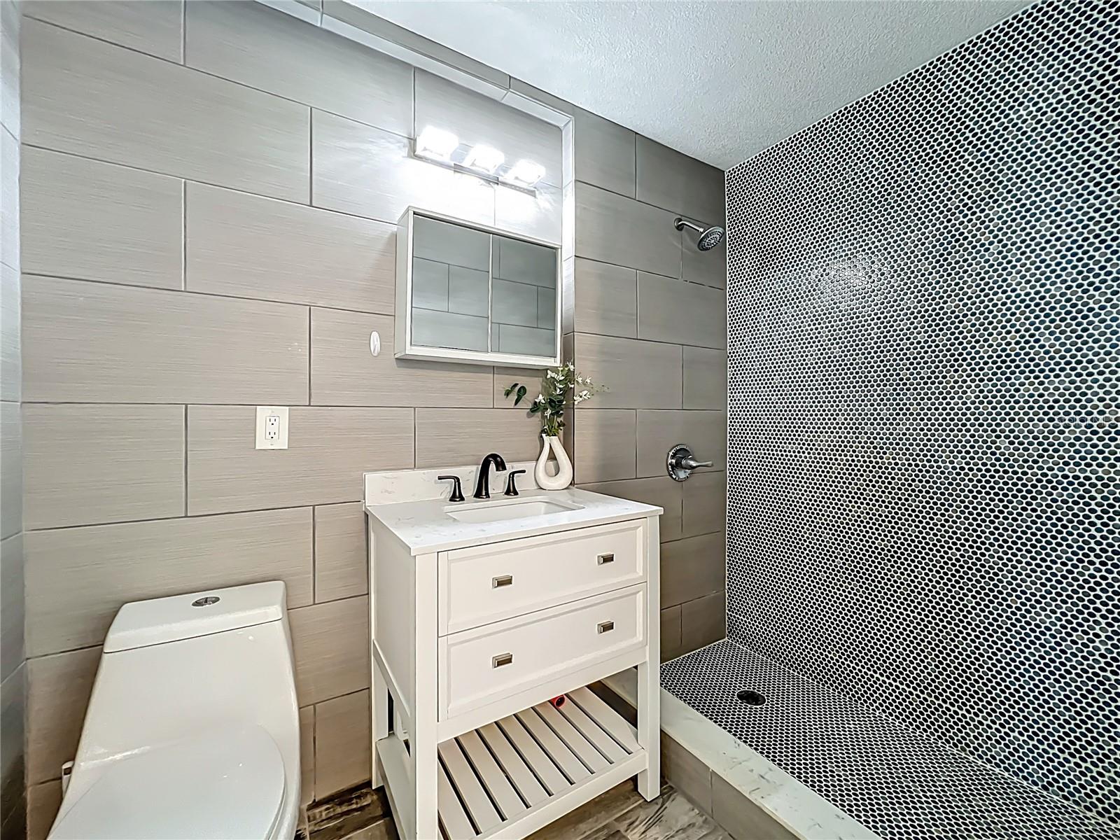 KILLARNEY CIRCLE - Residential