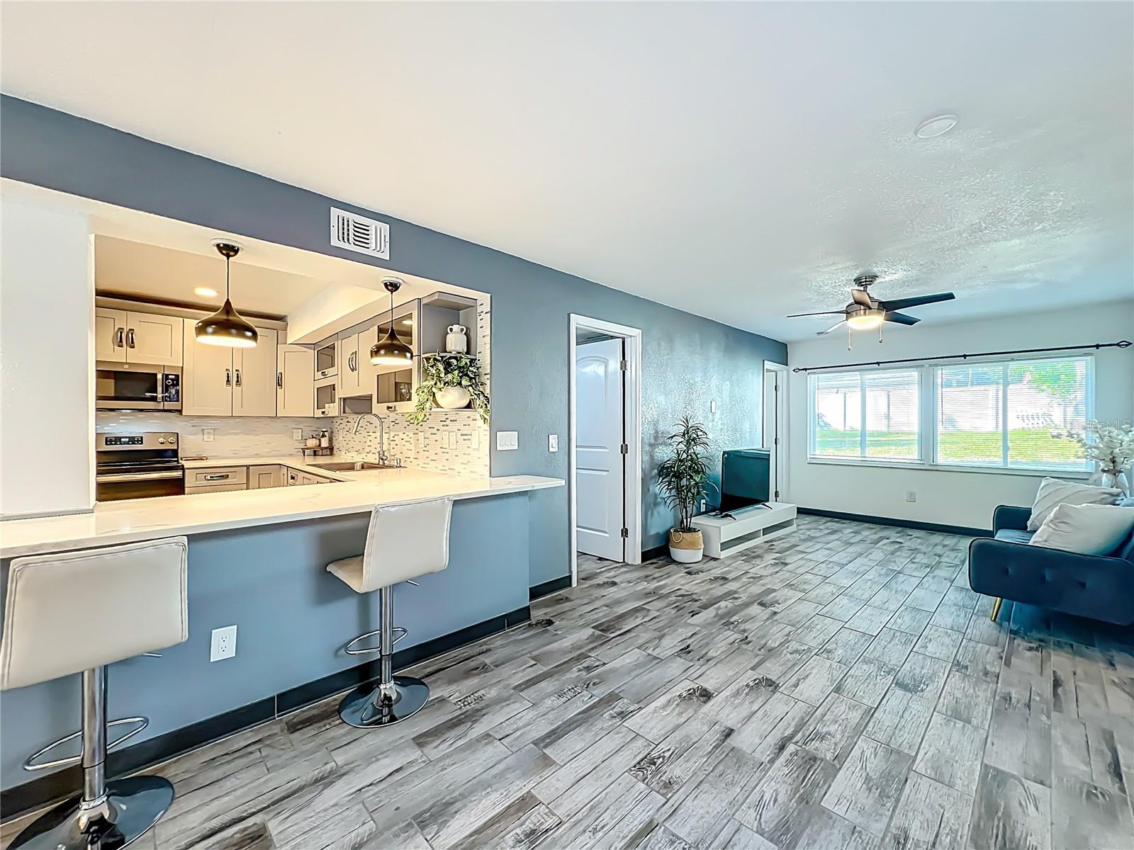 KILLARNEY CIRCLE - Residential