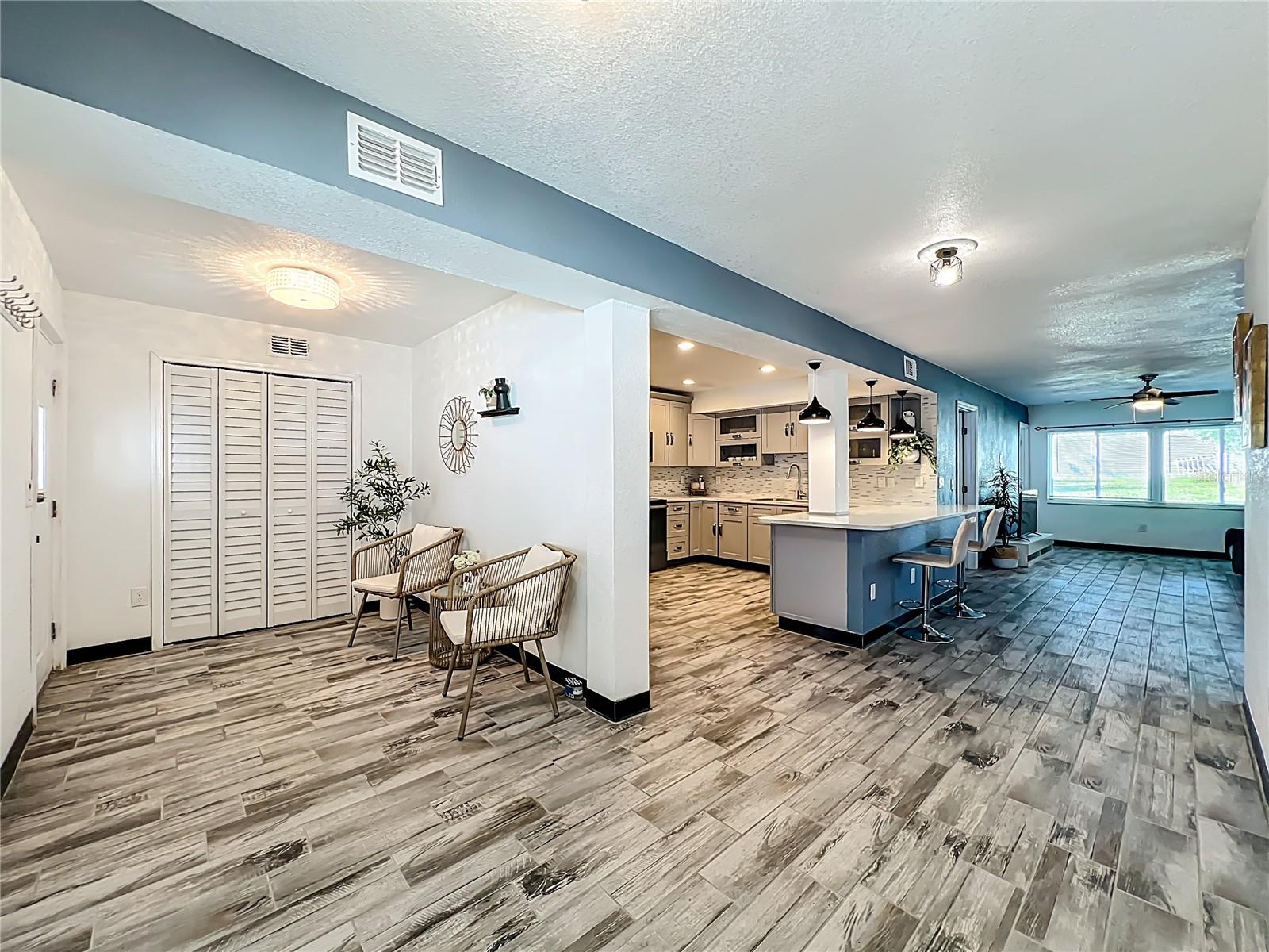 KILLARNEY CIRCLE - Residential