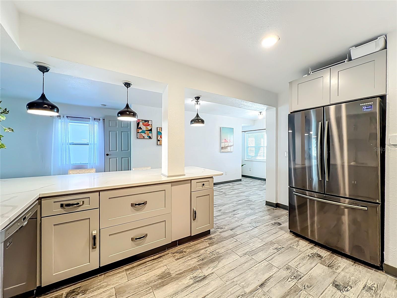 KILLARNEY CIRCLE - Residential