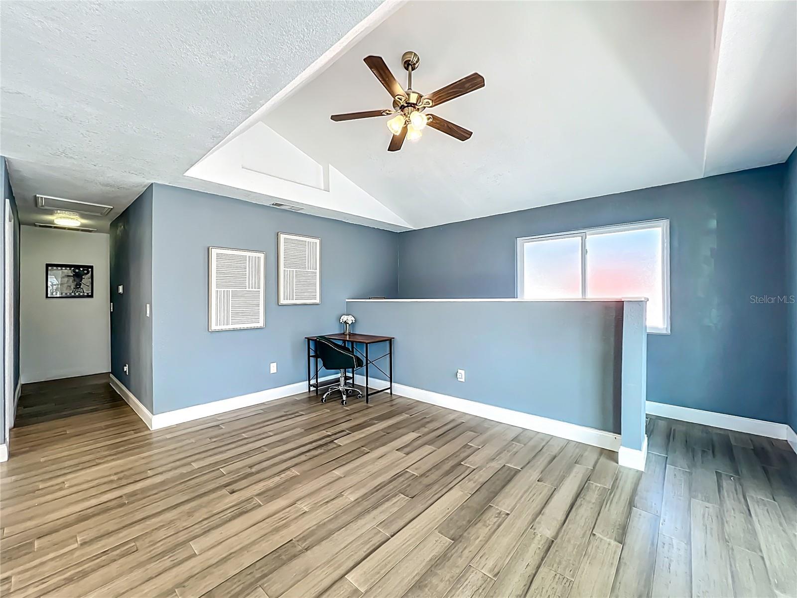 KILLARNEY CIRCLE - Residential