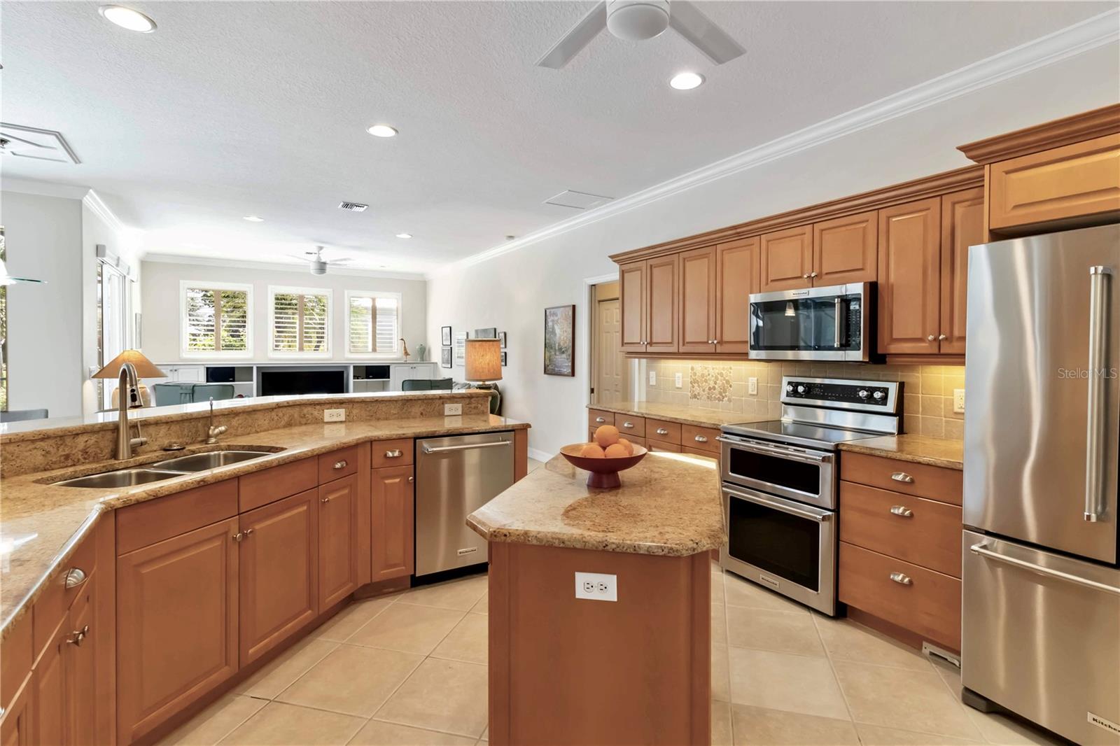 VENICE PALMS PH 2 - Residential