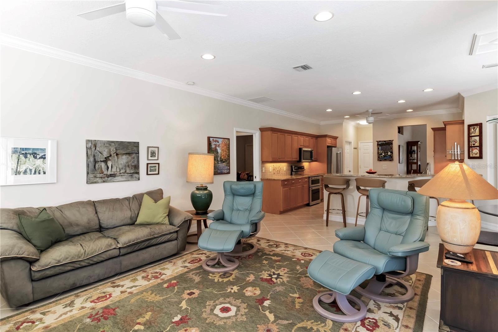 VENICE PALMS PH 2 - Residential