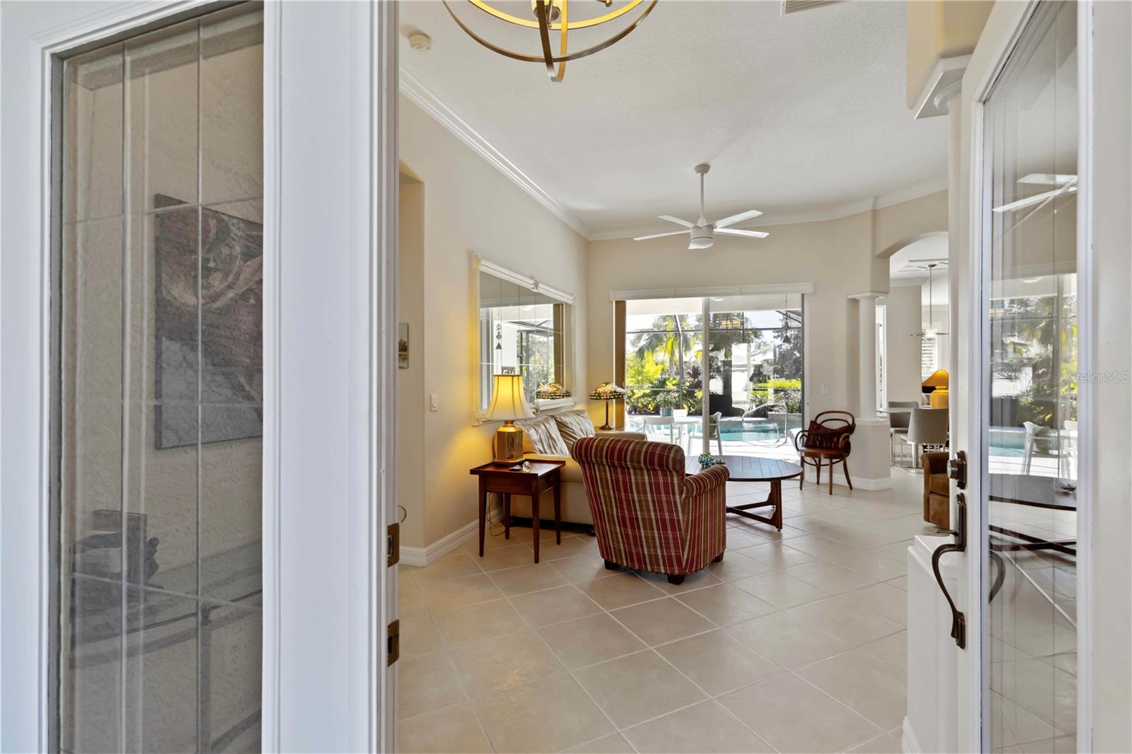 261 VENICE PALMS BOULEVARD