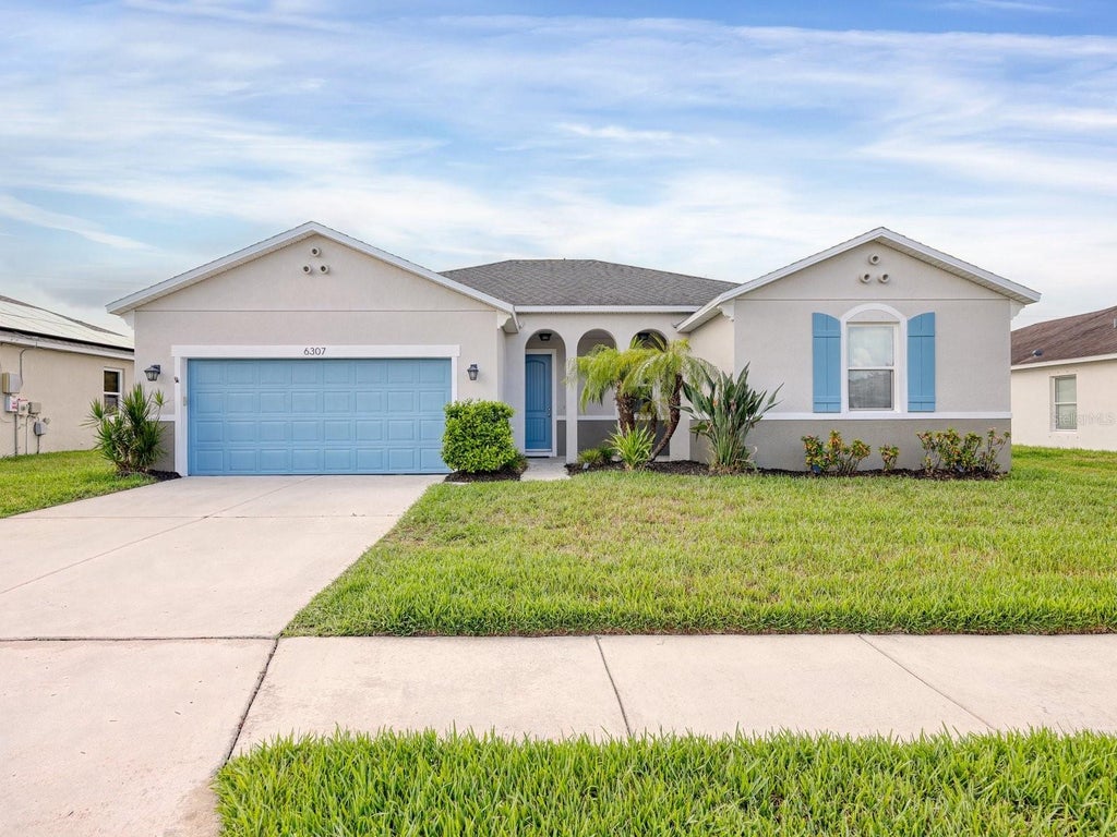 Photo of 6307 4th Street E, Bradenton, FL 34203 (MLS # A4698597)