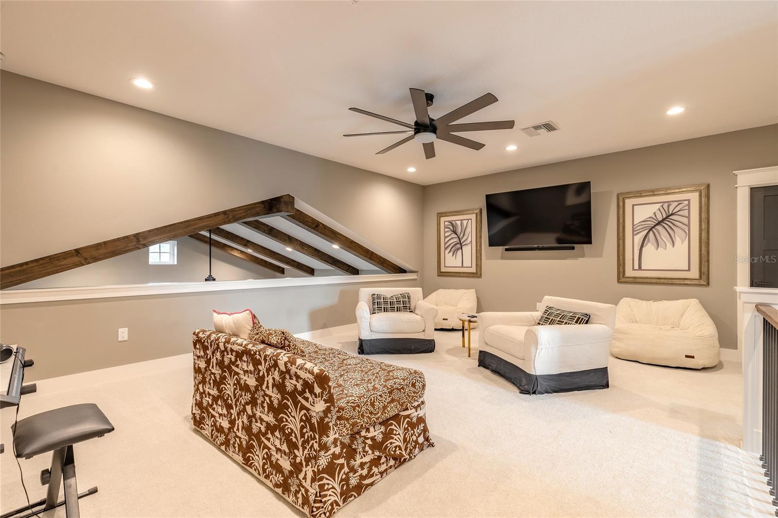 HOWE & CURRIERS ALLOTMENT #1-3 - Residential