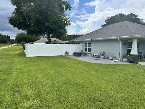 A home in DUNNELLON