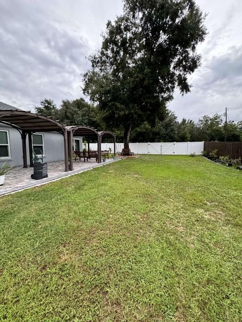 A home in DUNNELLON