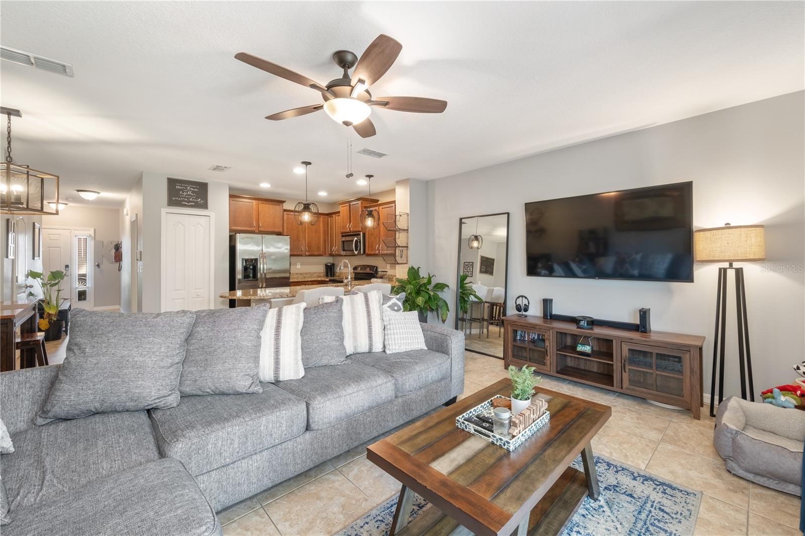 1625 SMOKEY OAK WAY