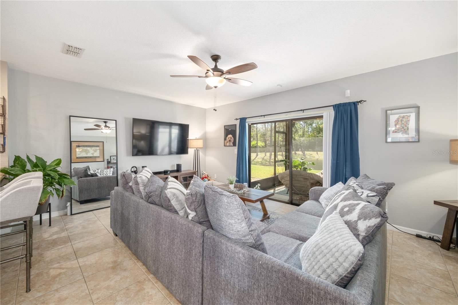 1625 SMOKEY OAK WAY