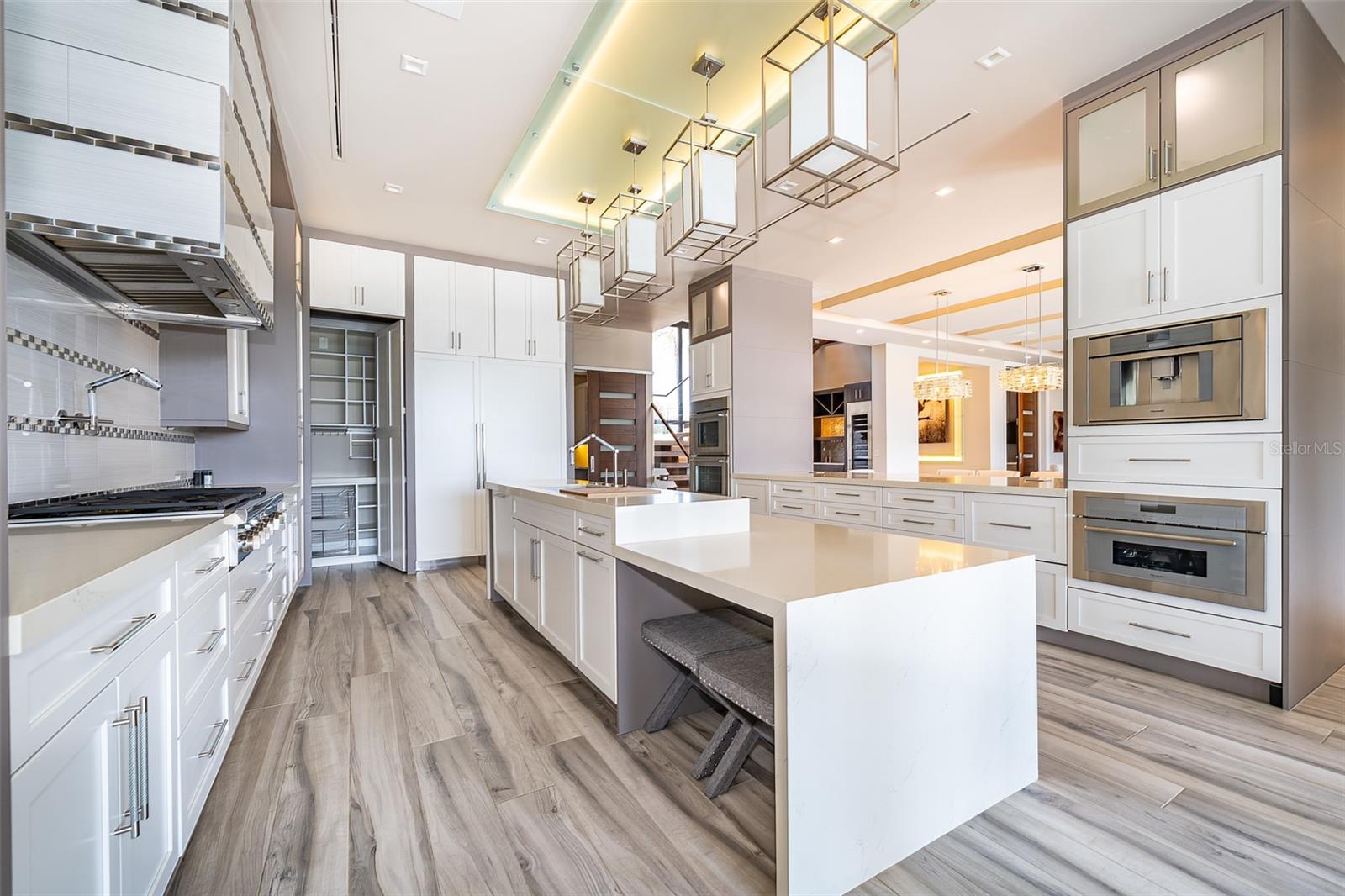 BELLA COLLINA SUB - Residential