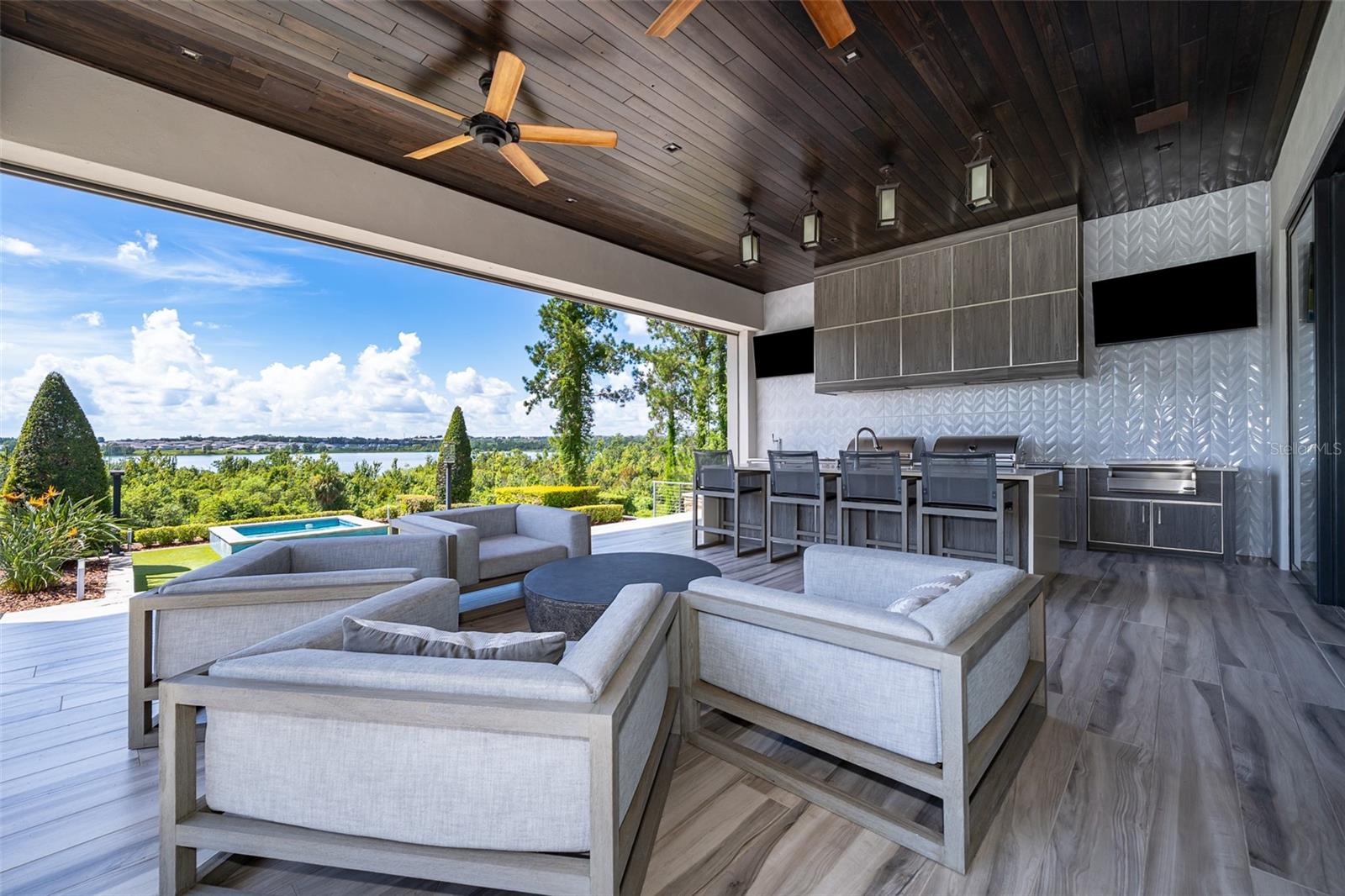 BELLA COLLINA SUB - Residential