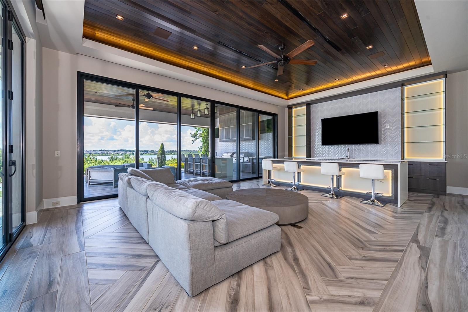 BELLA COLLINA SUB - Residential