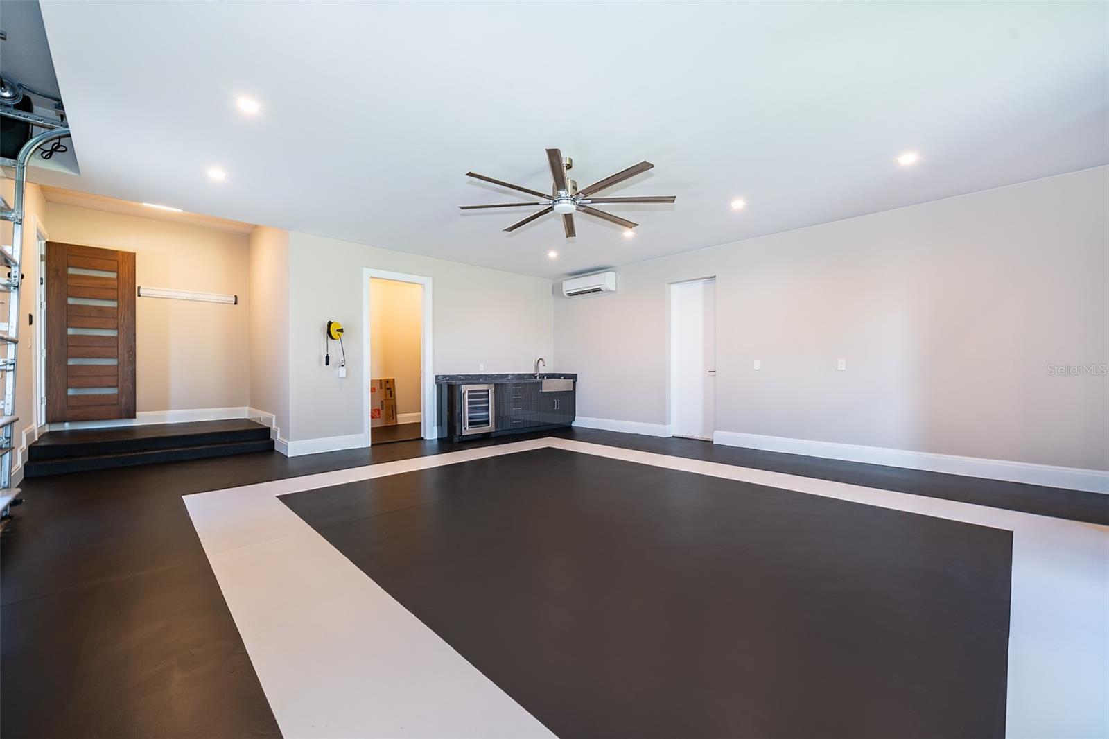 BELLA COLLINA SUB - Residential