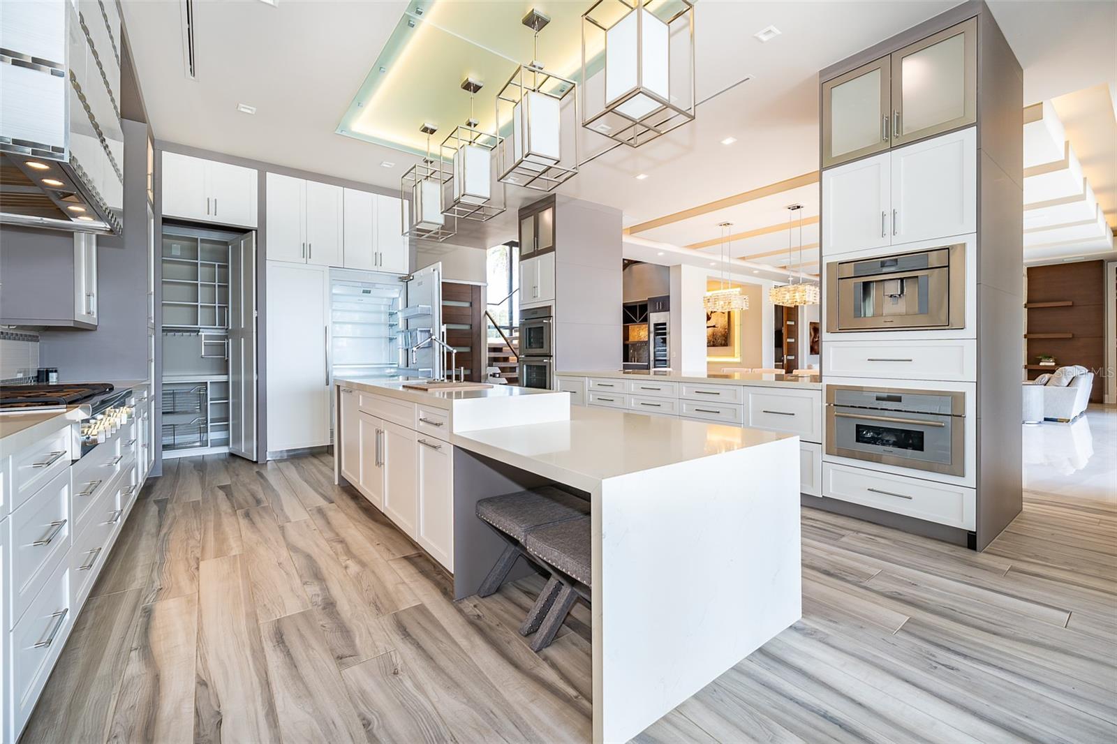 BELLA COLLINA SUB - Residential