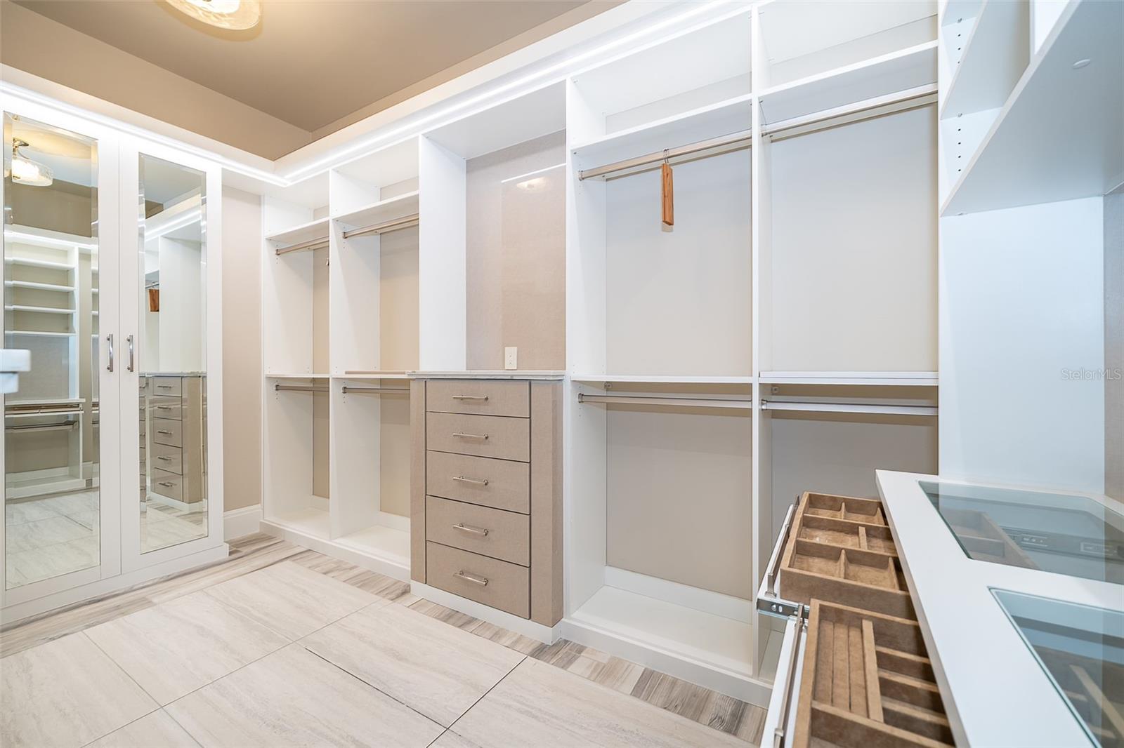 BELLA COLLINA SUB - Residential