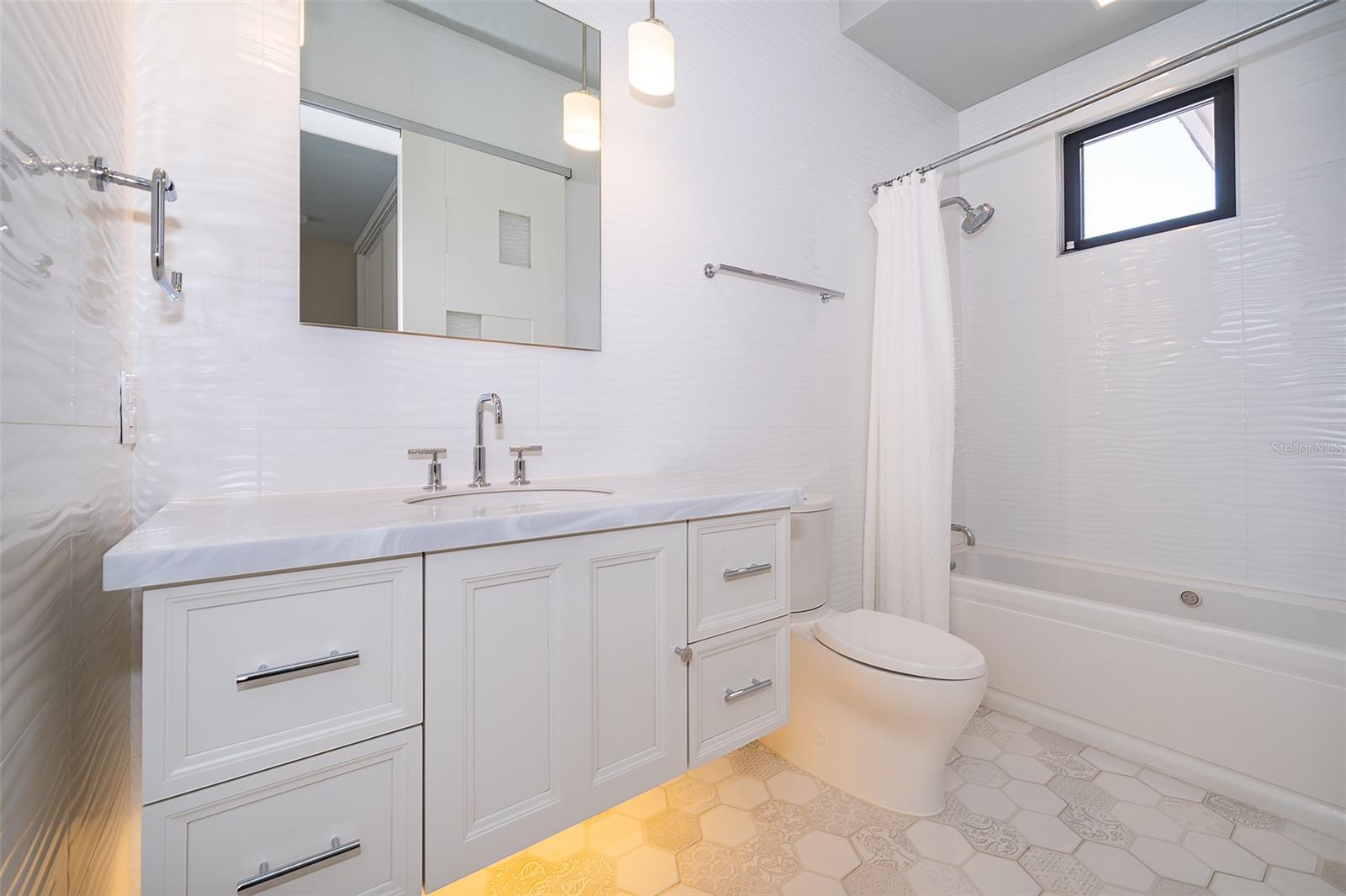 BELLA COLLINA SUB - Residential