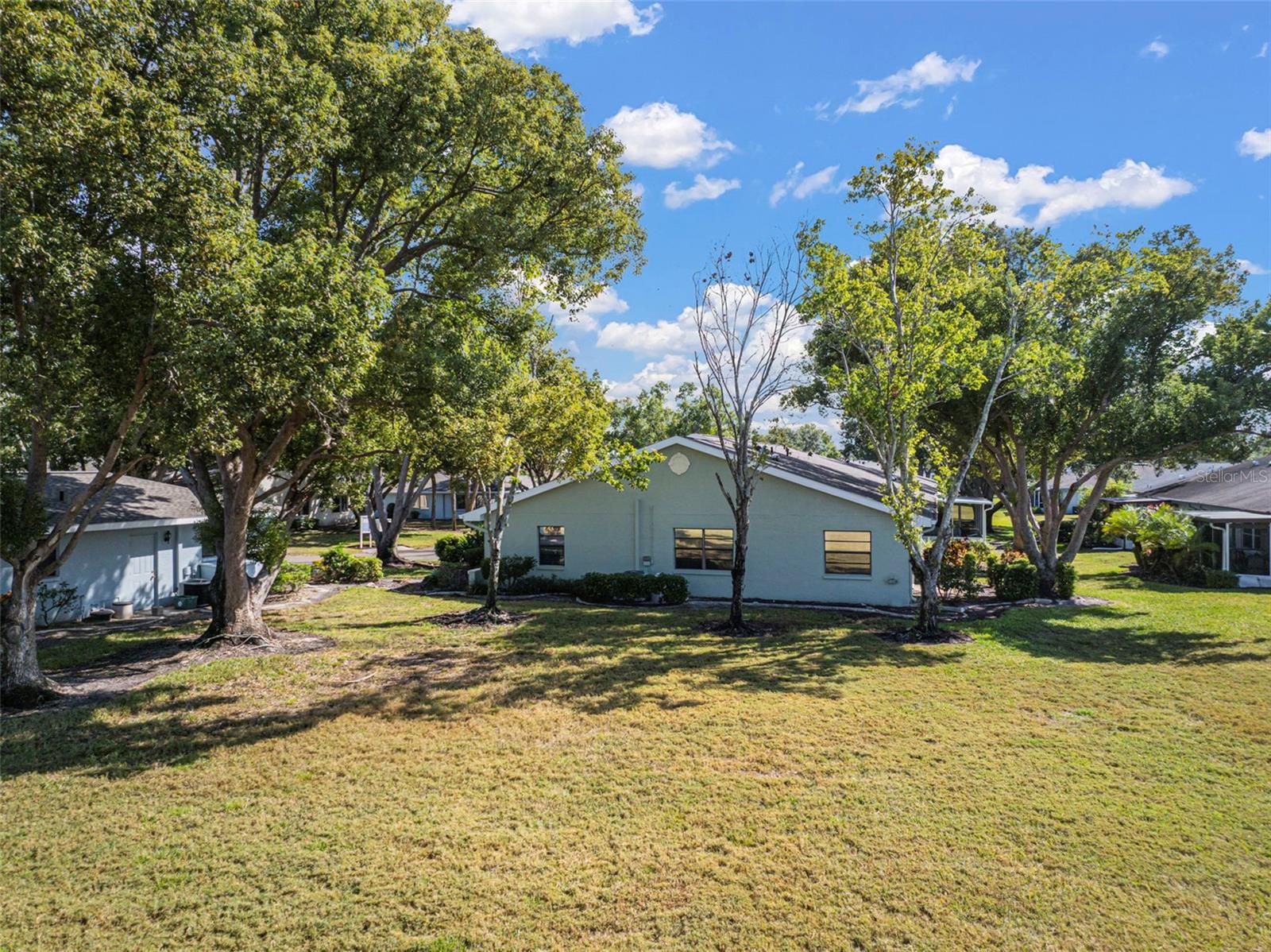 IDLEWOOD CONDO PH 2 - Residential