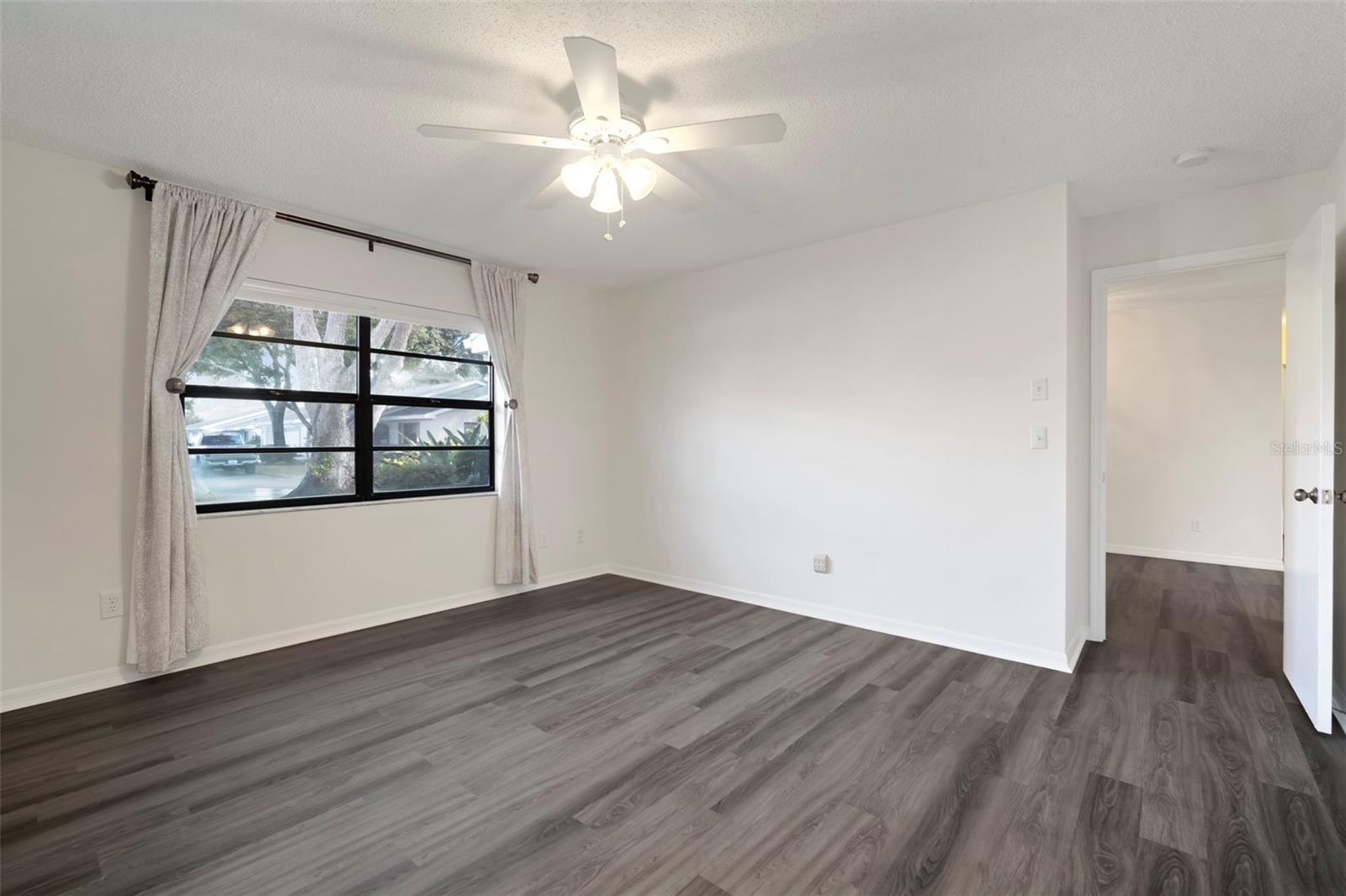 IDLEWOOD CONDO PH 2 - Residential