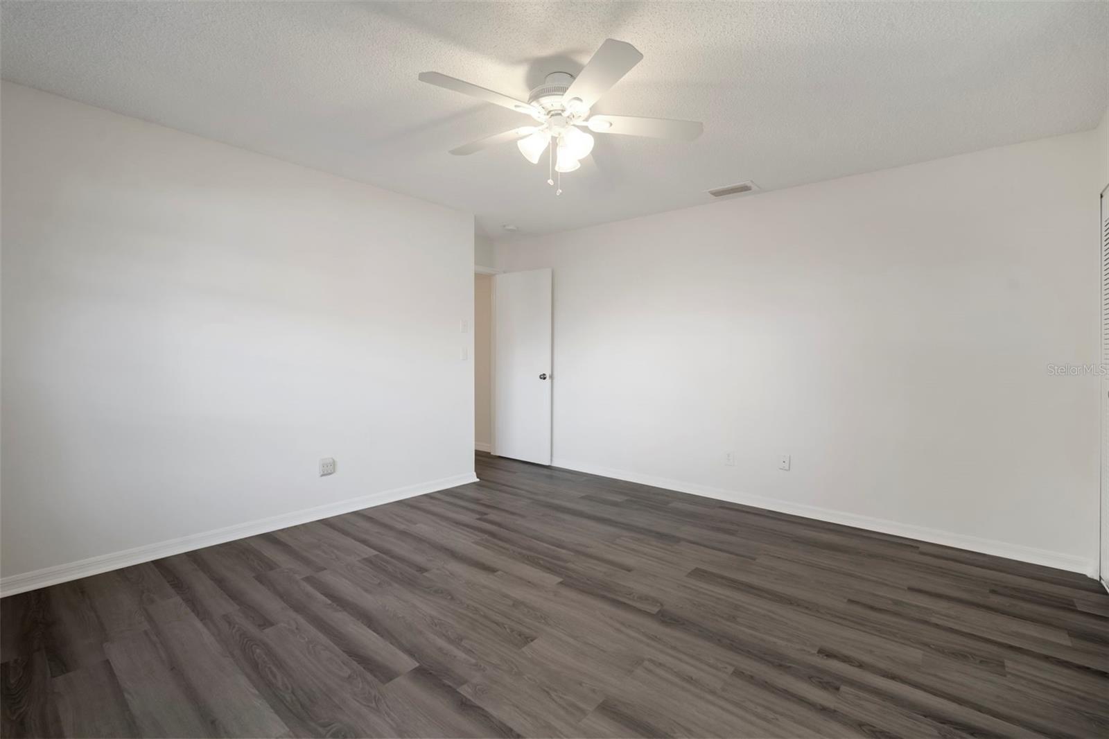 IDLEWOOD CONDO PH 2 - Residential