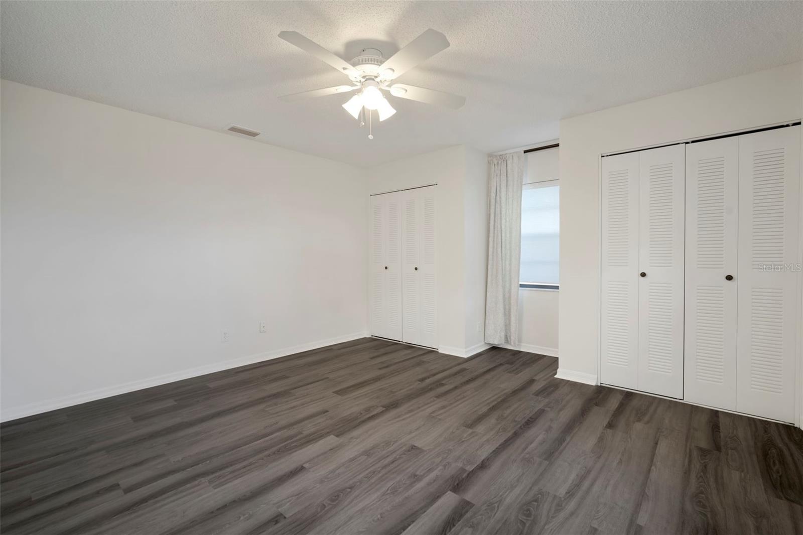 IDLEWOOD CONDO PH 2 - Residential