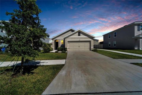 A home in WIMAUMA