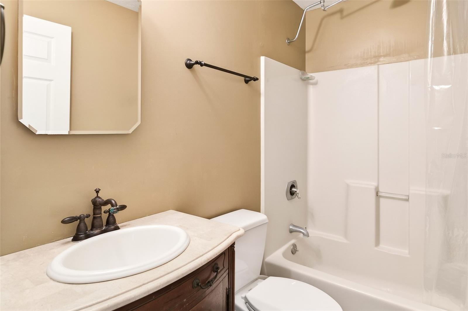 RIVER RDG - Residential