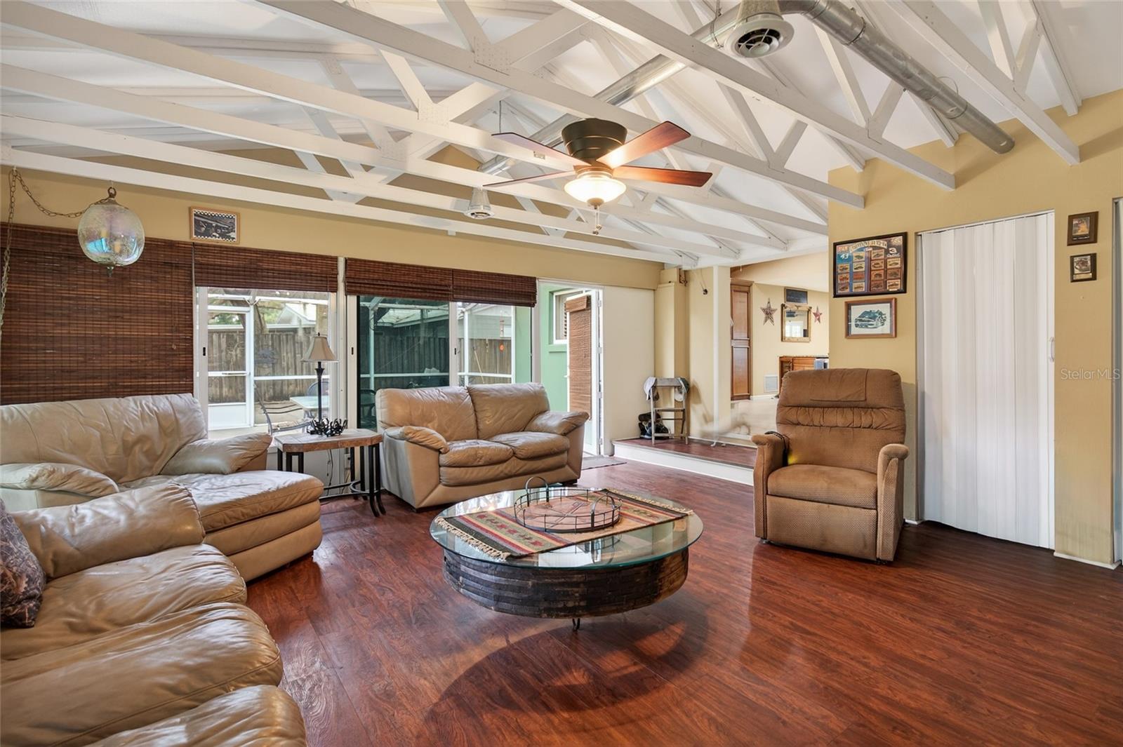 RIVER RDG - Residential