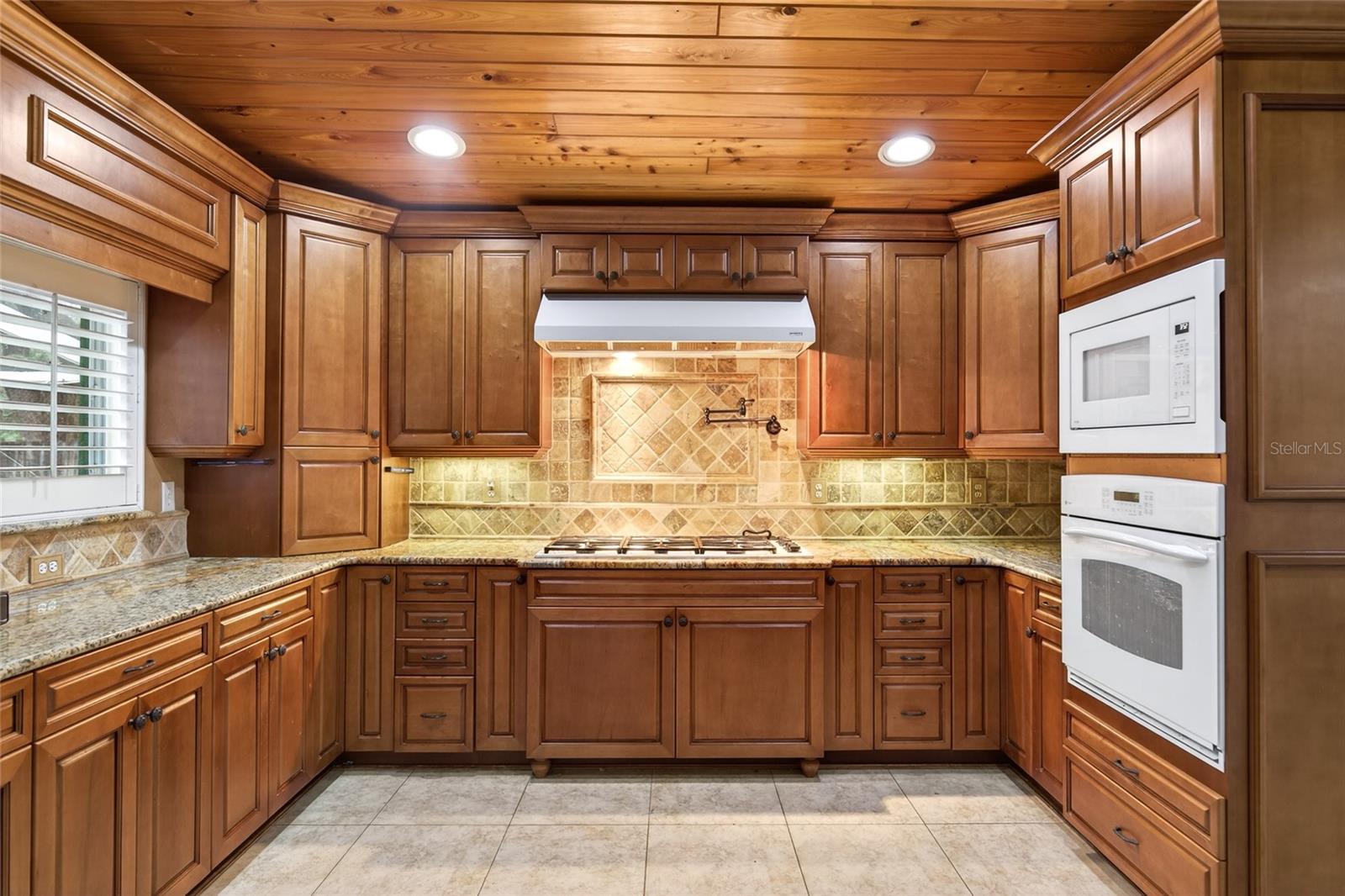 RIVER RDG - Residential