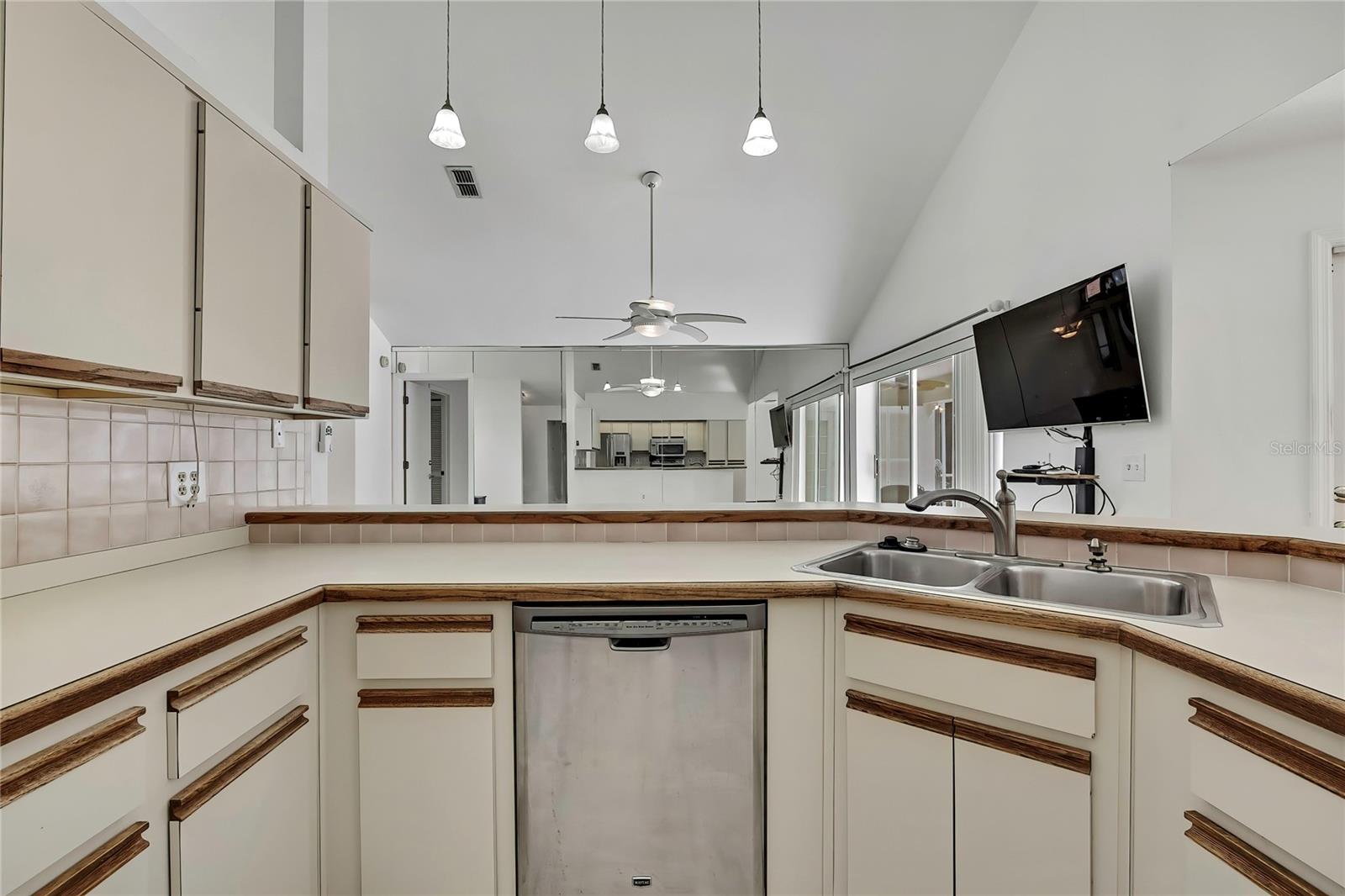 CITRUS HILLS 1ST ADD - Residential