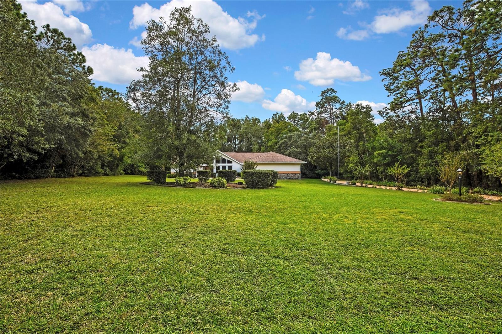 1448 W STAFFORD STREET