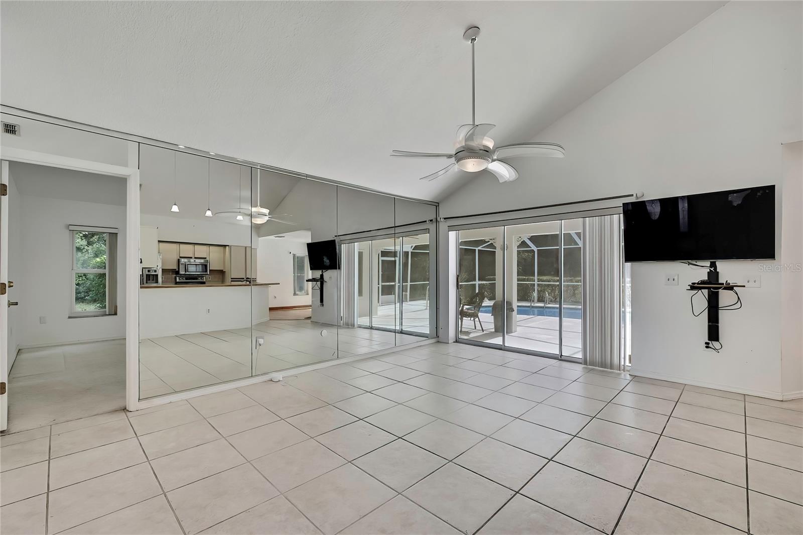 CITRUS HILLS 1ST ADD - Residential