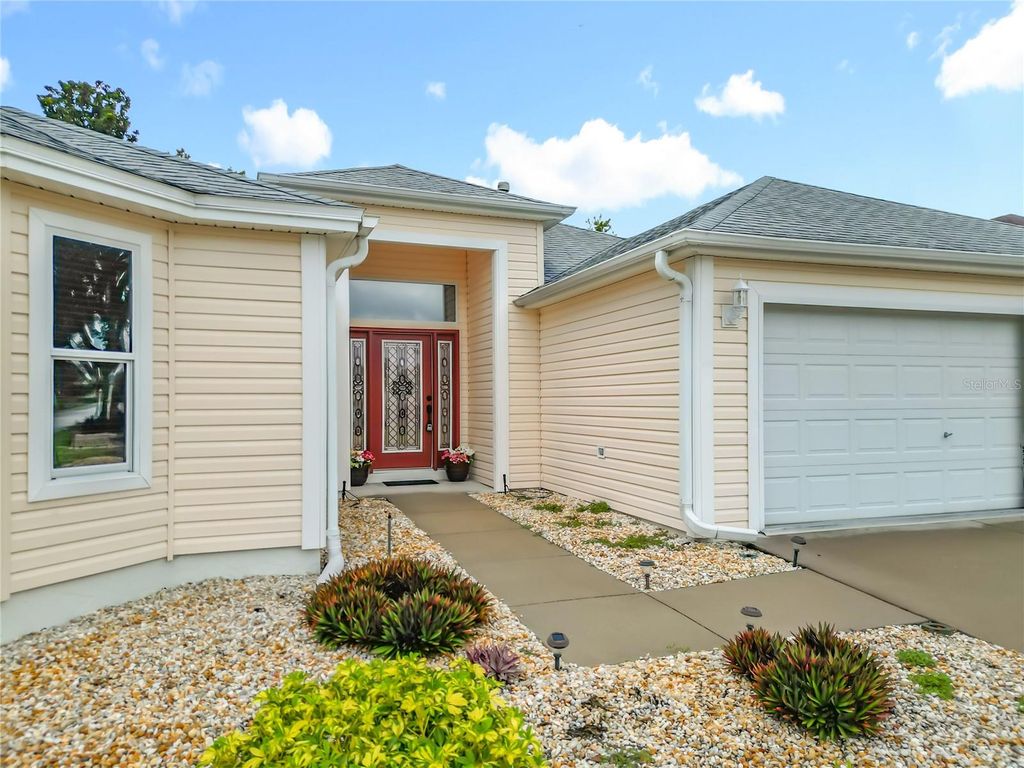 Photo of 16946 SE 93rd Cuthbert Circle, The Villages, FL 32162 (MLS # OM711180)