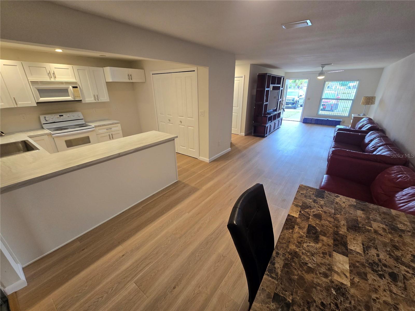 BENT TREE - Residential