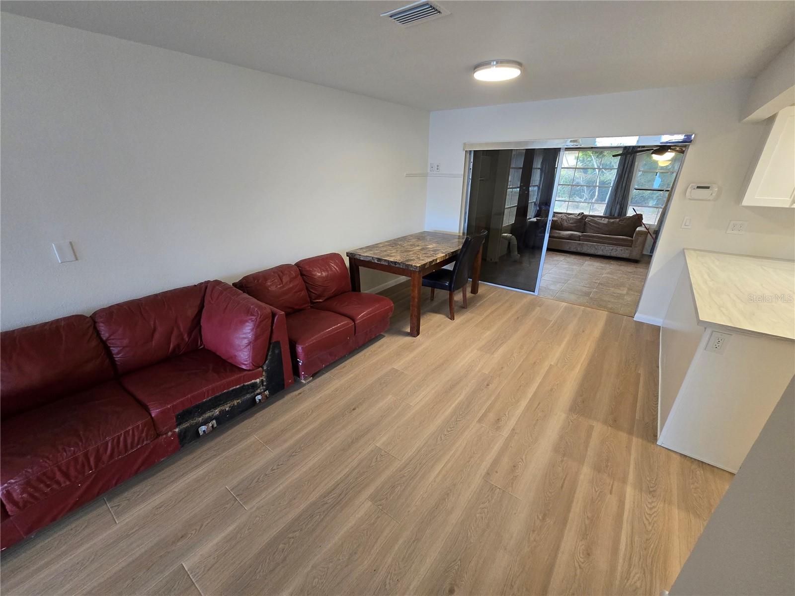 BENT TREE - Residential