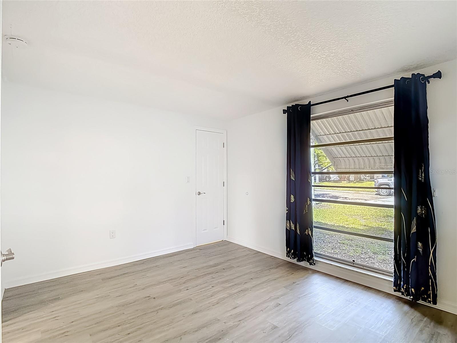 BEACON SQUARE - Residential