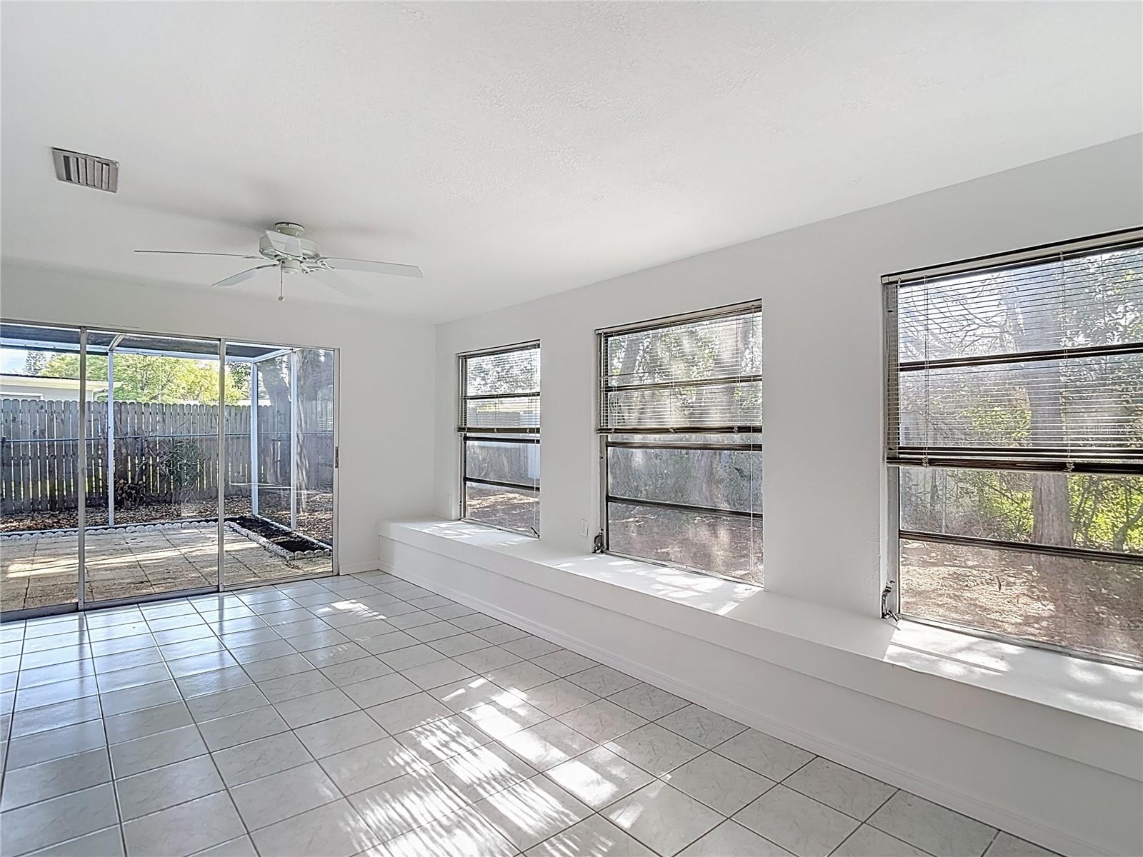 BEACON SQUARE - Residential