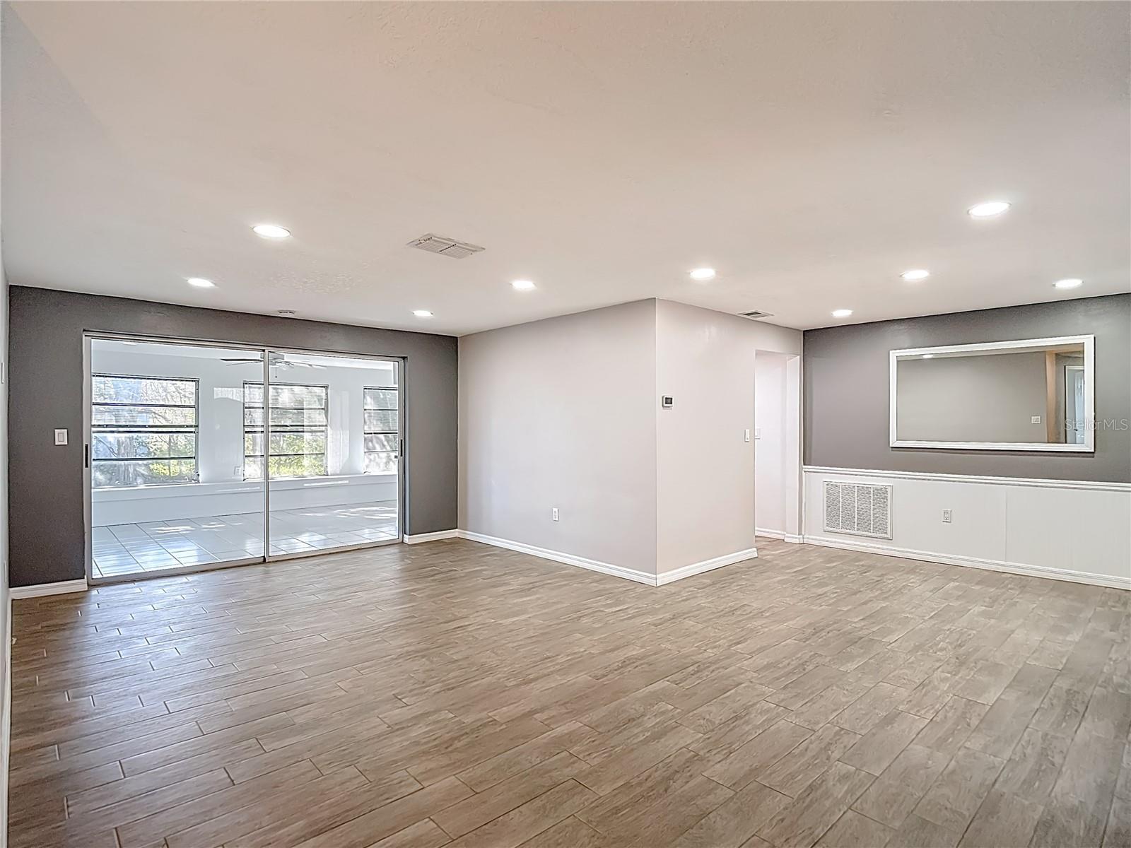 BEACON SQUARE - Residential