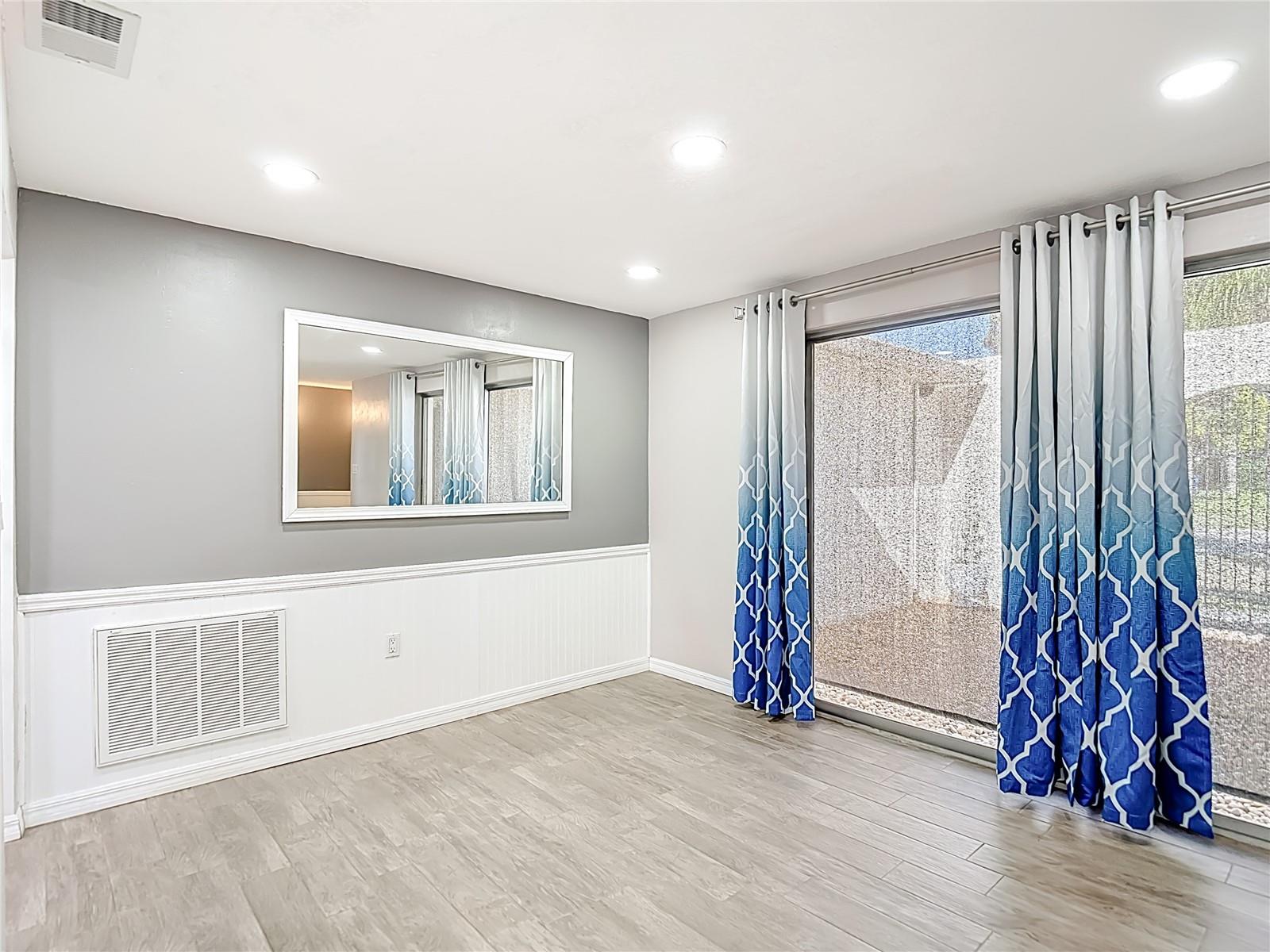 BEACON SQUARE - Residential