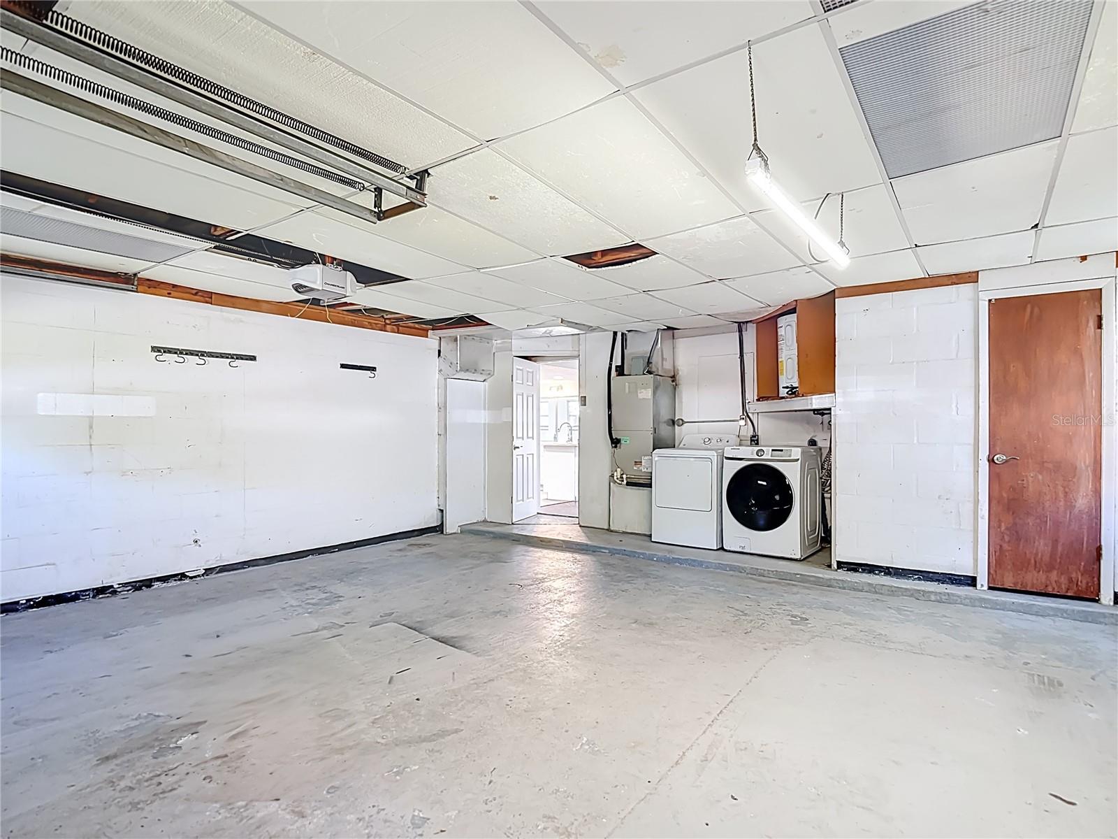 BEACON SQUARE - Residential