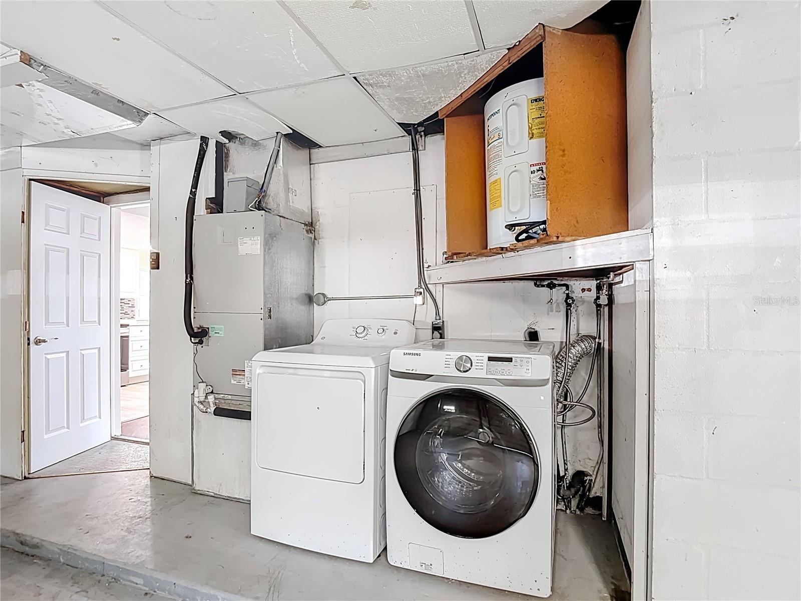 BEACON SQUARE - Residential