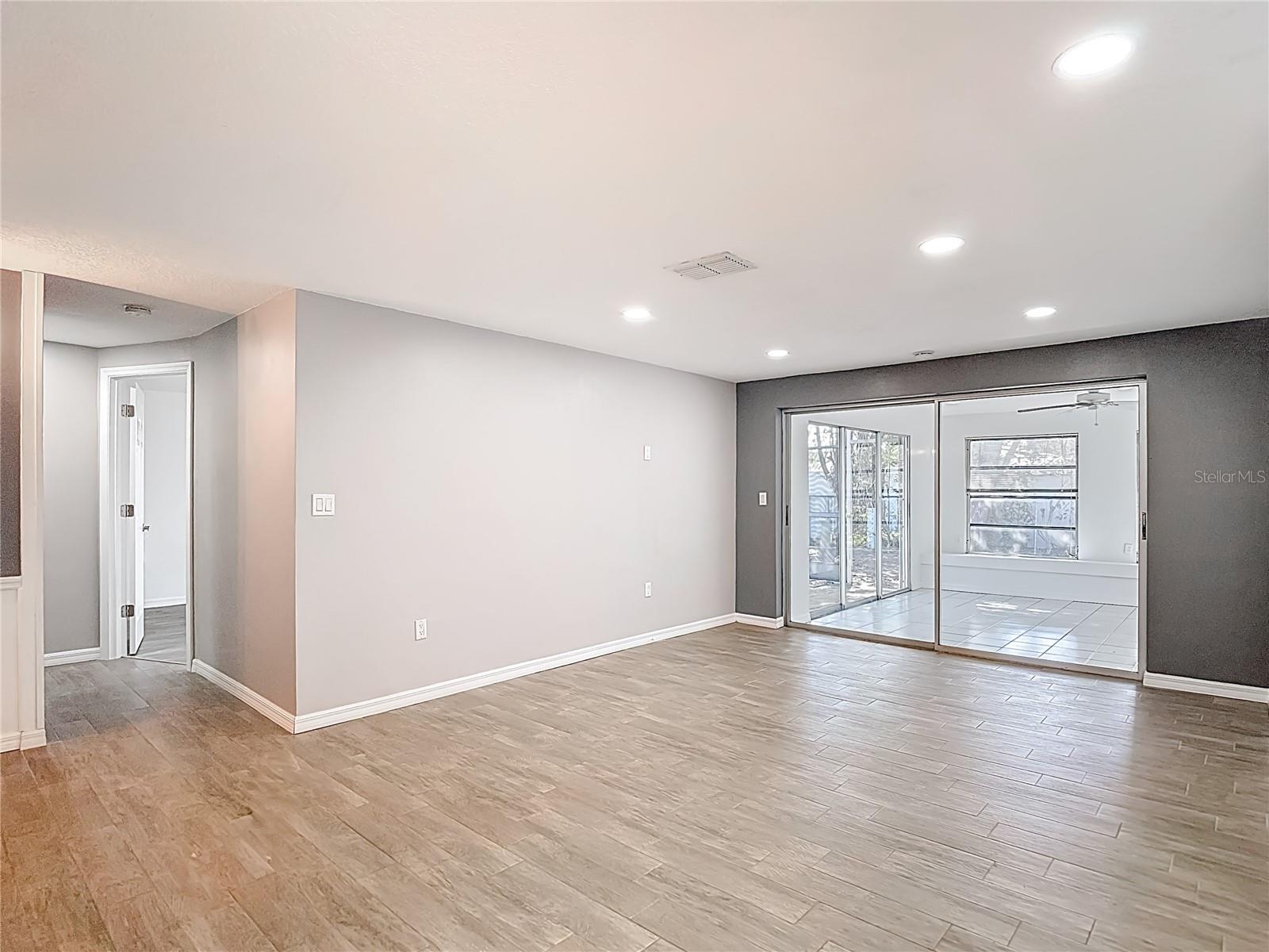 BEACON SQUARE - Residential