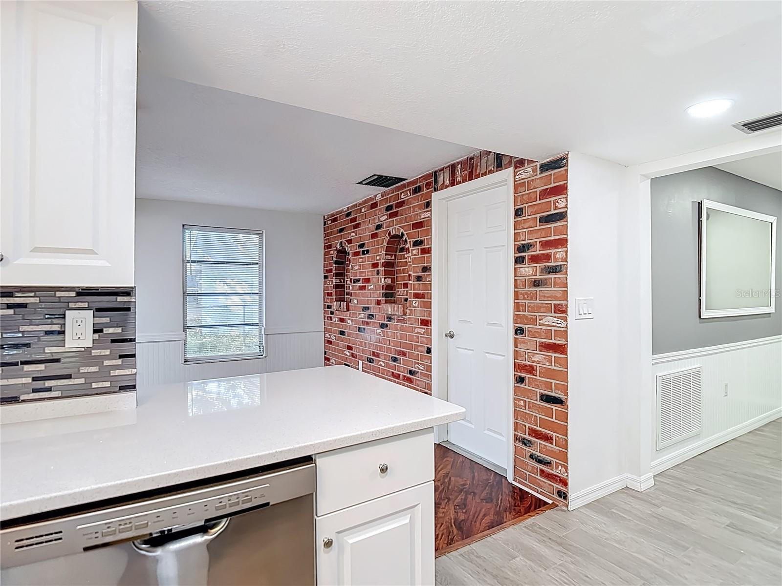 BEACON SQUARE - Residential