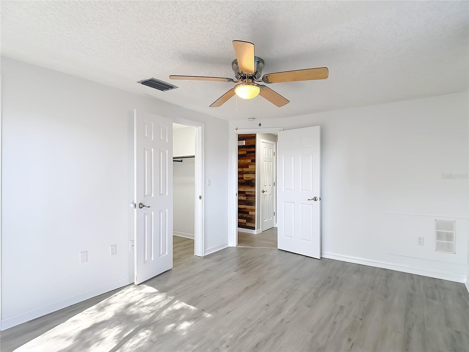 BEACON SQUARE - Residential