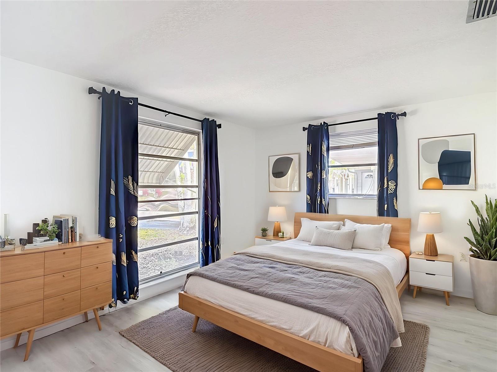 BEACON SQUARE - Residential