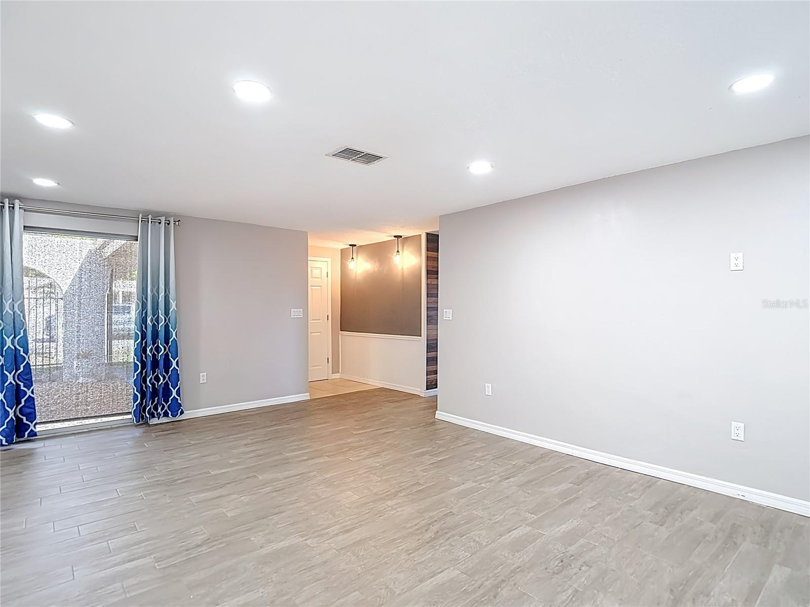 BEACON SQUARE - Residential