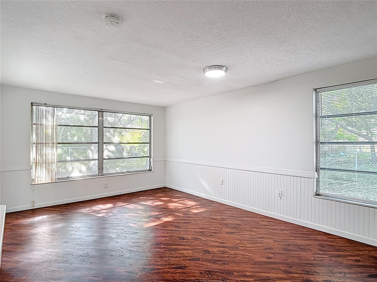 BEACON SQUARE - Residential