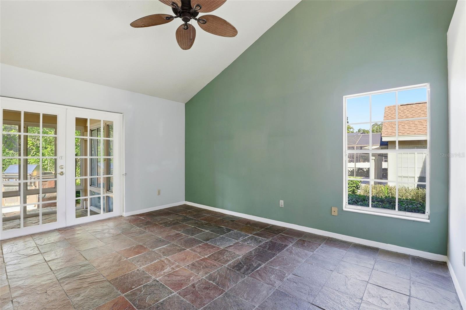 LEXINGTON CLUB - Residential